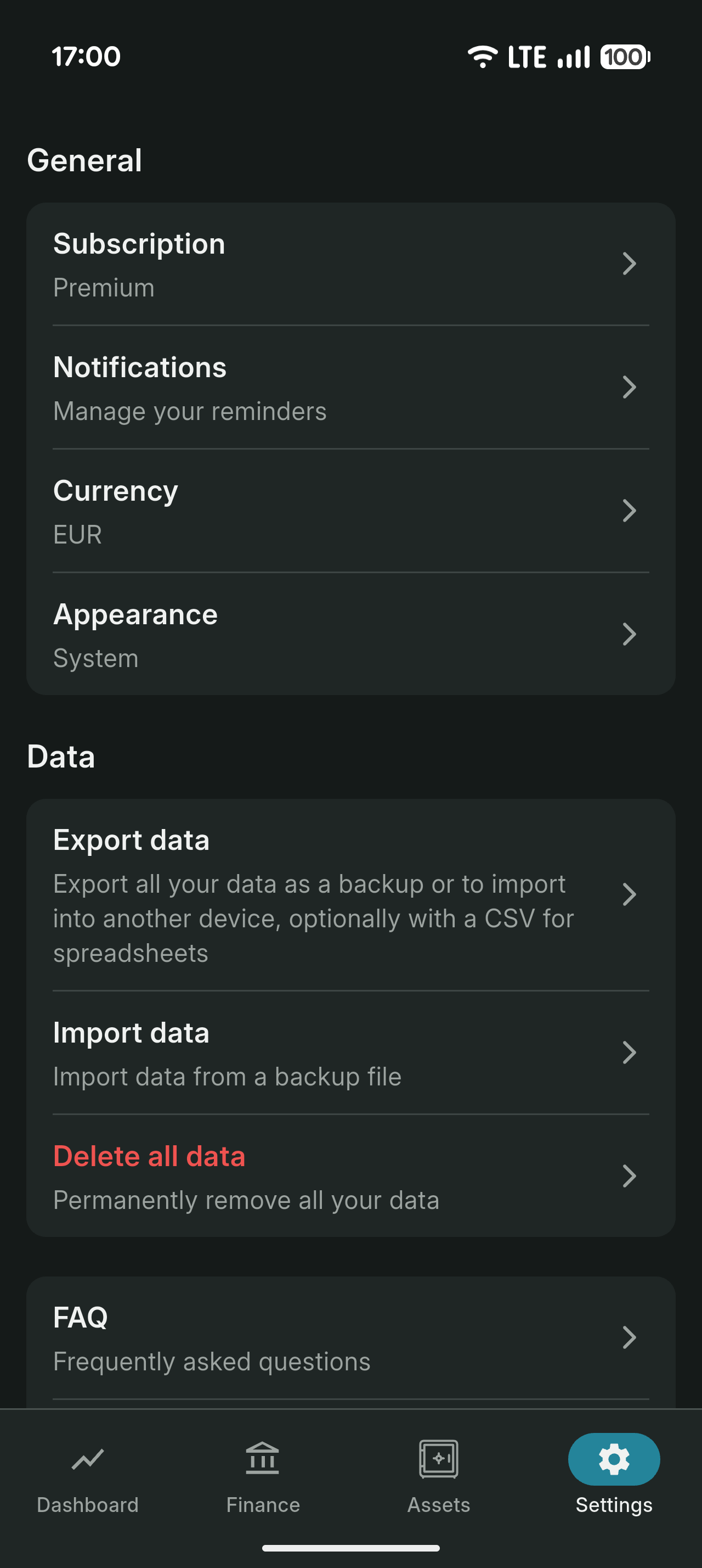 Settings screen with options to export a backup, export to CSV and import data